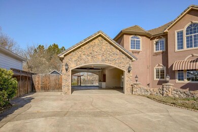 624 Lynn Ln, Central Point, OR 97502 - photo 2