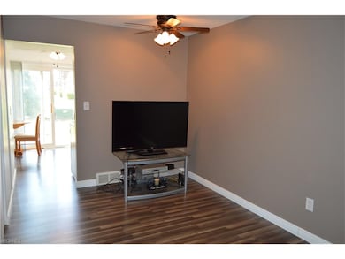 26589 Central Park Blvd unit 26589, Olmsted Falls, OH 44138 - photo 6