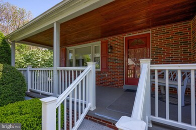 329 W Elm St, Reading, PA 19607 - photo 7