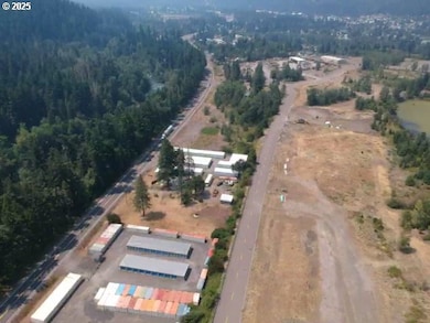 0 Oakridge Industrial unit 23, Oakridge, OR 97463 - photo 6