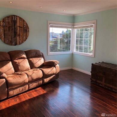 1043 S Macarthur St, Tacoma, WA 98465 - photo 5