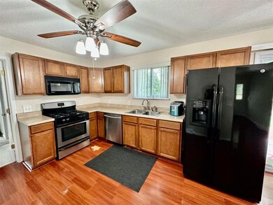 603 Bauer Ln, Maryville, IL 62062 - photo 6