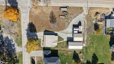 128 Main St, Grinnell, IA 50112 - photo 3