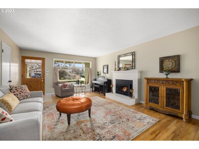 12645 SW Park Way, Portland, OR 97225 - photo 7