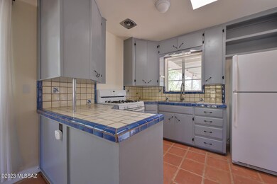 Kitchen (3)