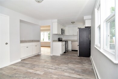 52 Wainwright St, Providence, RI 02908 - photo 3