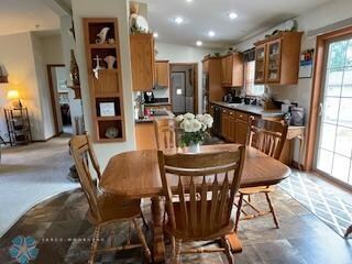 Dining Kitchen.JPG