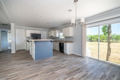 1813 Conveyor Dr, Joshua, TX 76058 - photo 7