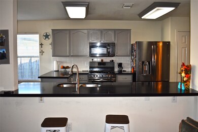 3017 Community Dr, Alvin, TX 77511 - photo 5