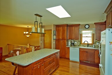 923 Maxwell Ct, Crown Point, IN 46307 - photo 5