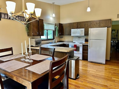 4371 Arden View Ct, New Brighton, MN 55112 - photo 6