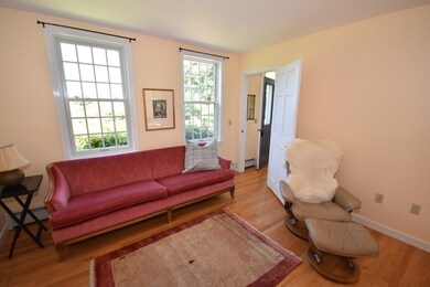 27 Canterbury Ln, Amherst, MA 01002 - photo 6