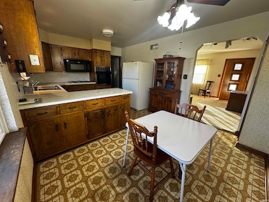 2807 N Red Bank Rd, Evansville, IN 47720 - photo 6