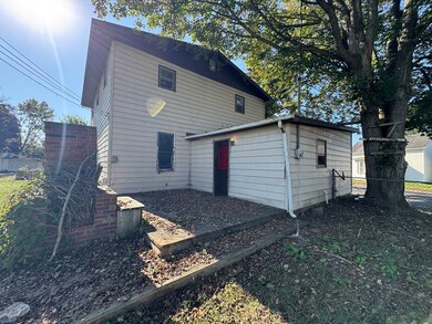 304 W 5th St, Waverly, OH 45690 - photo 3