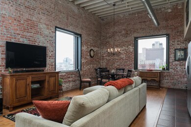 78_E_Chestnut_Columbus_Ohio-7