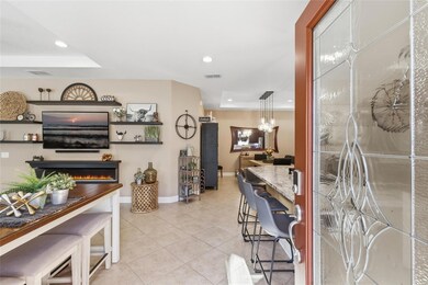 3912 Bridlecrest Ln, Bradenton, FL 34209 - photo 5