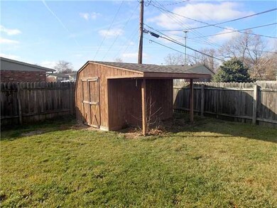 3401 Latonia Rd, Columbus, OH 43232 - photo 5