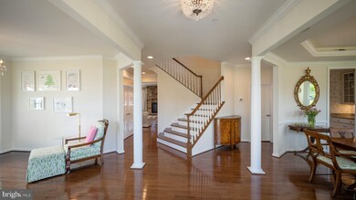 22832 Glacier Lily Dr, Clarksburg, MD 20871 - photo 3