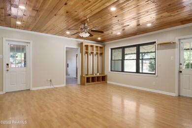 615 Webb st -5