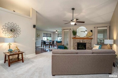 1702 Stone Gate Cir, Davenport, IA 52807 - photo 4