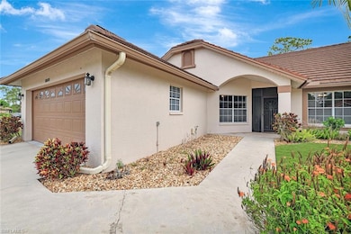 5859 Westbourgh Ct, Naples, FL 34112 - photo 4