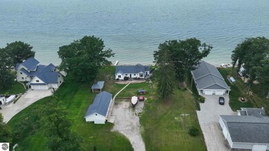 1527 Douglas Dr, Tawas City, MI 48763 - photo 2
