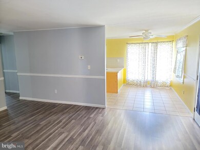 21 Buttercup Ln, Willingboro, NJ 08046 - photo 4