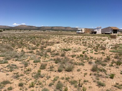 2425 W Feather Mountain Cir, Paulden, AZ 86334 - photo 5