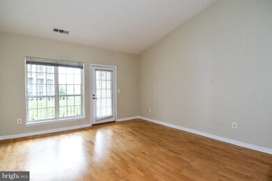 4551 Strutfield Ln unit 4422, Alexandria, VA 22311 - photo 2