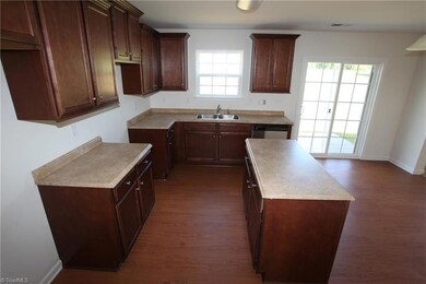 Home under construction. Pictures are of the same style house in the neighborhood. Colors and features may vary.