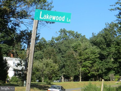 7309 Lakewood Ln, Spotsylvania Courthouse, VA 22551 - photo 2