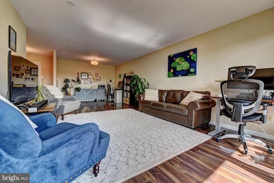 Treebrooke unit 408, Oakton, VA 22124 - photo 7