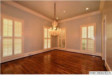 Dining room and 12 foot ceiling with distinctive, 