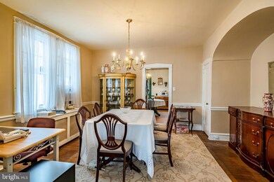 426 W Freedley St, Norristown, PA 19401 - photo 7