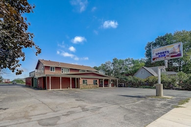 711 W Racine St, Jefferson, WI 53549 - photo 2