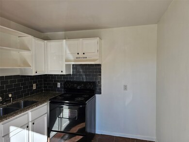 2825 Cromwell St unit C, Houston, TX 77093 - photo 3