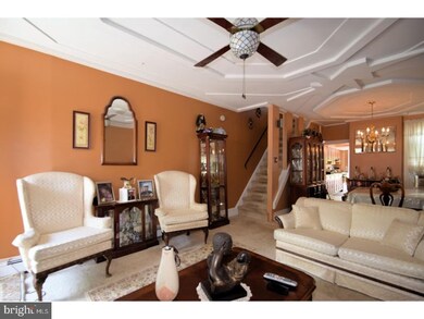 348 E Airy St, Norristown, PA 19401 - photo 6