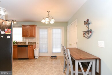 198 Cedar Ln, Colonial Beach, VA 22443 - photo 7