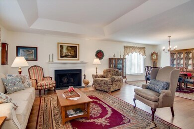 1 Turnberry LR