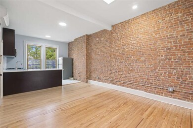 215 Shippen St unit 3, Weehawken, NJ 07086 - photo 2