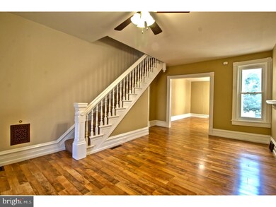 438 N 12th St, Reading, PA 19604 - photo 3