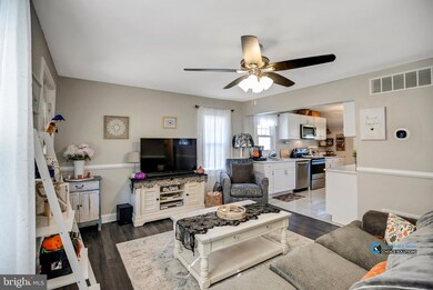 37 Pinewood Ave, Penns Grove, NJ 08069 - photo 6