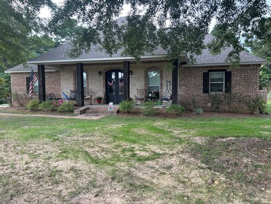 131 Violet Dr, Laurel, MS 39443 - photo 2