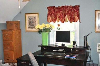 103 Springview Ct, Lutherville Timonium, MD 21093 - photo 3