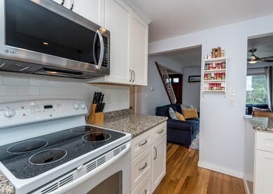 77 Hawthorne St, Roslindale, MA 02131 - photo 7