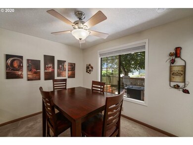 6172 Lakeshore Ct N, Keizer, OR 97303 - photo 4