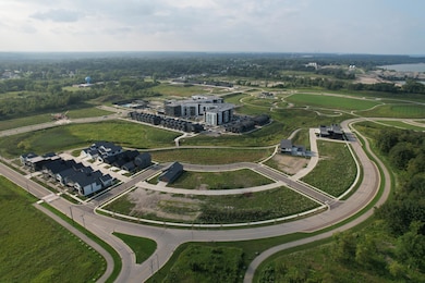 E Lake Vista Blvd - Full Lots Overview