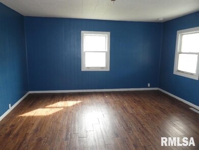 2280 West St, Jacksonville, IL 62650 - photo 3