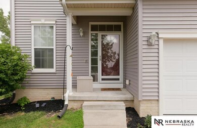 908 Summit Ridge Dr, Papillion, NE 68046 - photo 2