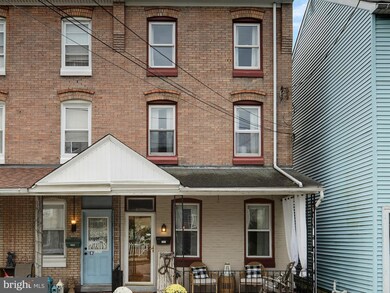 533 Spring Mill Ave, Conshohocken, PA 19428 - photo 3